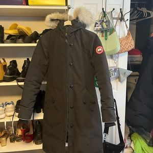 Girls Canada Goose long coat